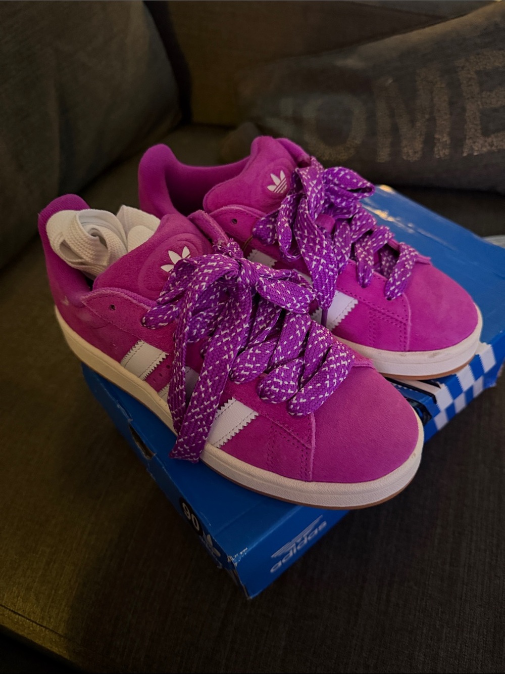 adidas youth campus sneakers. Suede Sneakers. Right size 7 left size 6.5